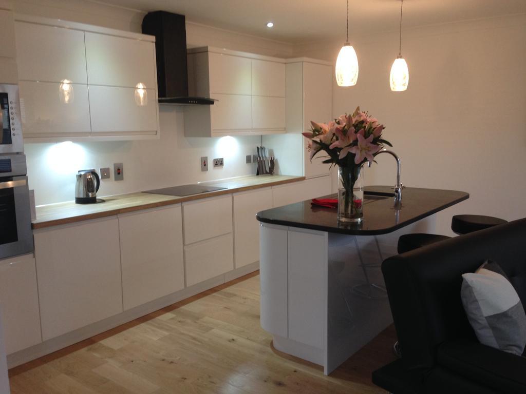 Charming 1Br Cottage With Garden, Spacious Rooms - Part Of Langley Serviced Apartments Several Properties In Wick Wick  Eksteriør bilde